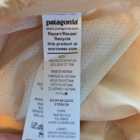 Patagonia Women's Baggies 5" Shorts, Retired - Yellow, Pristine Condition - Picture 9 of 10